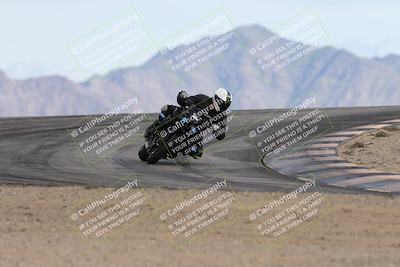 media/Nov-16-2025-Race Pace (Sun) [[8c5fa54630]]/Non Verified Riders (1st 20 Minutes)/6-Turn 12 (2pm)/